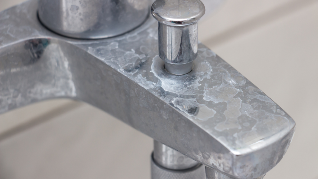 落ちない水垢を落とす！プロが教える掃除の基本ステップ