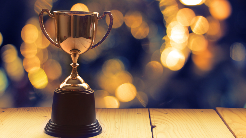 ノミネート語とは？選考のポイント