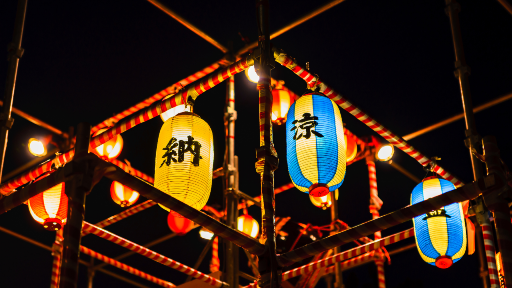 お盆とお彼岸の共通点と違いを表で比較