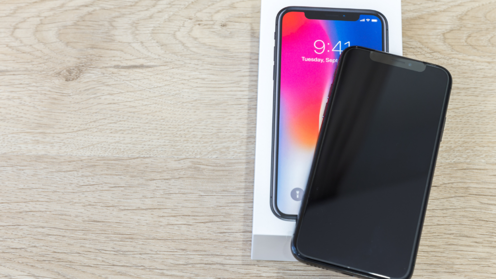 【最新版】iPhoneバッテリーを長持ちさせる設定方法