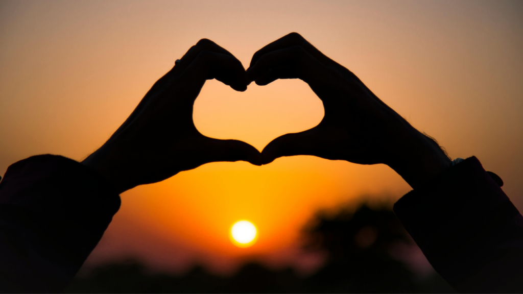 まとめ|エモい・ガチ勢・尊いは“感情を短く伝える”便利ワード