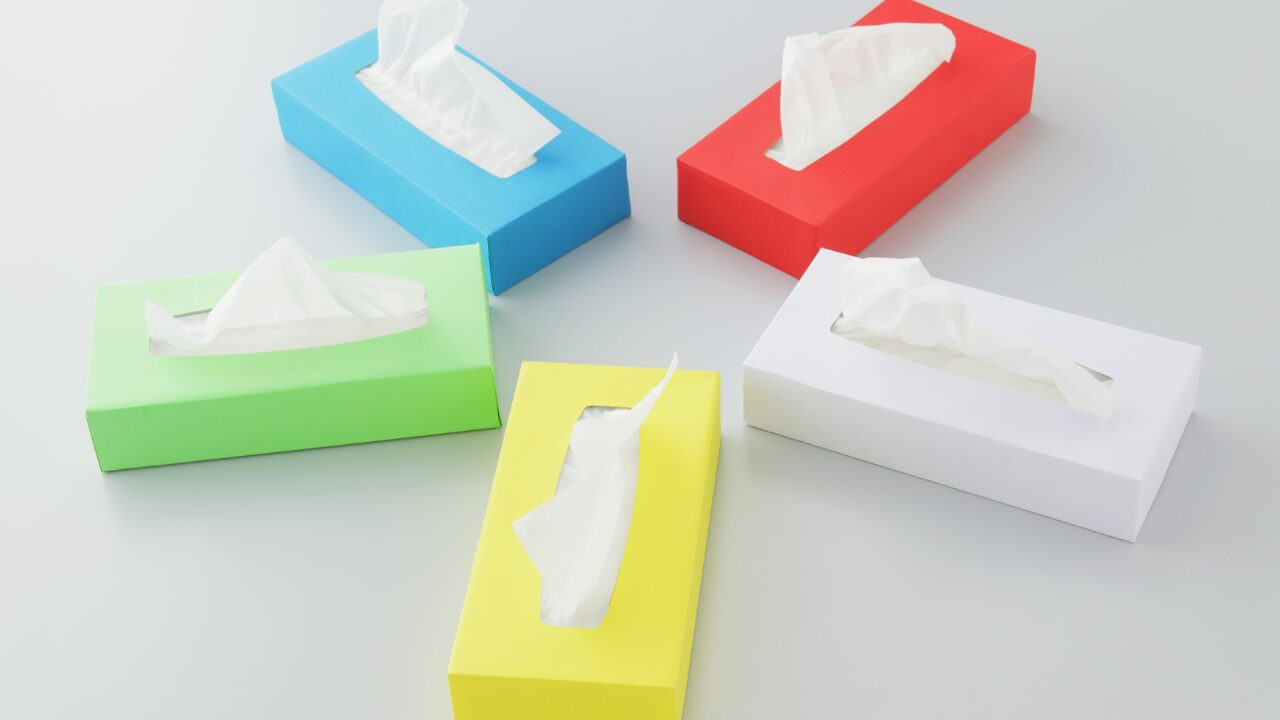 ティッシュの箱が潰れる原因は？きれいに取り出すためのコツと対策法を解説！