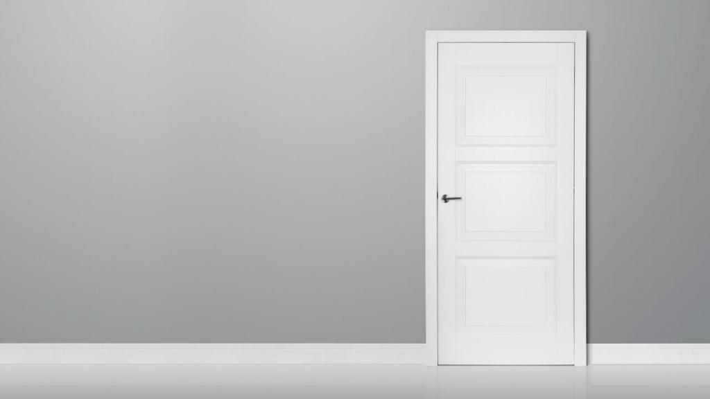 ドアが勝手に閉まる原因と対処法｜自分でできる簡単修理術