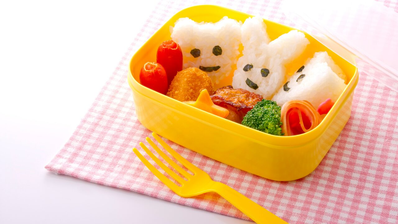 お弁当が冷めないのは危険？食中毒を防ぐ正しい保存方法と夏場の注意点