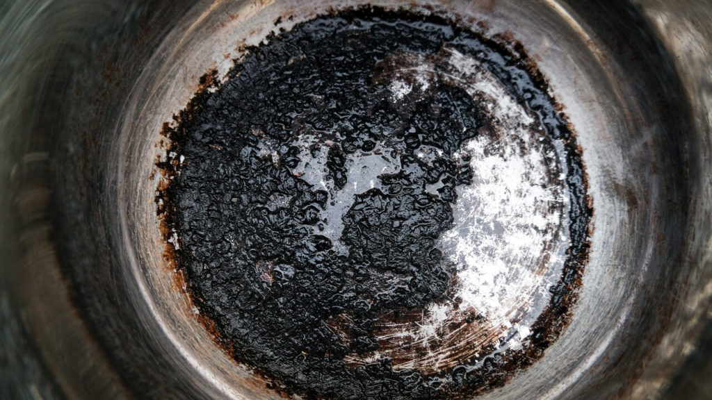 鍋が焦げた！重曹でも取れないときの最終手段とは？プロ直伝の裏ワザを公開