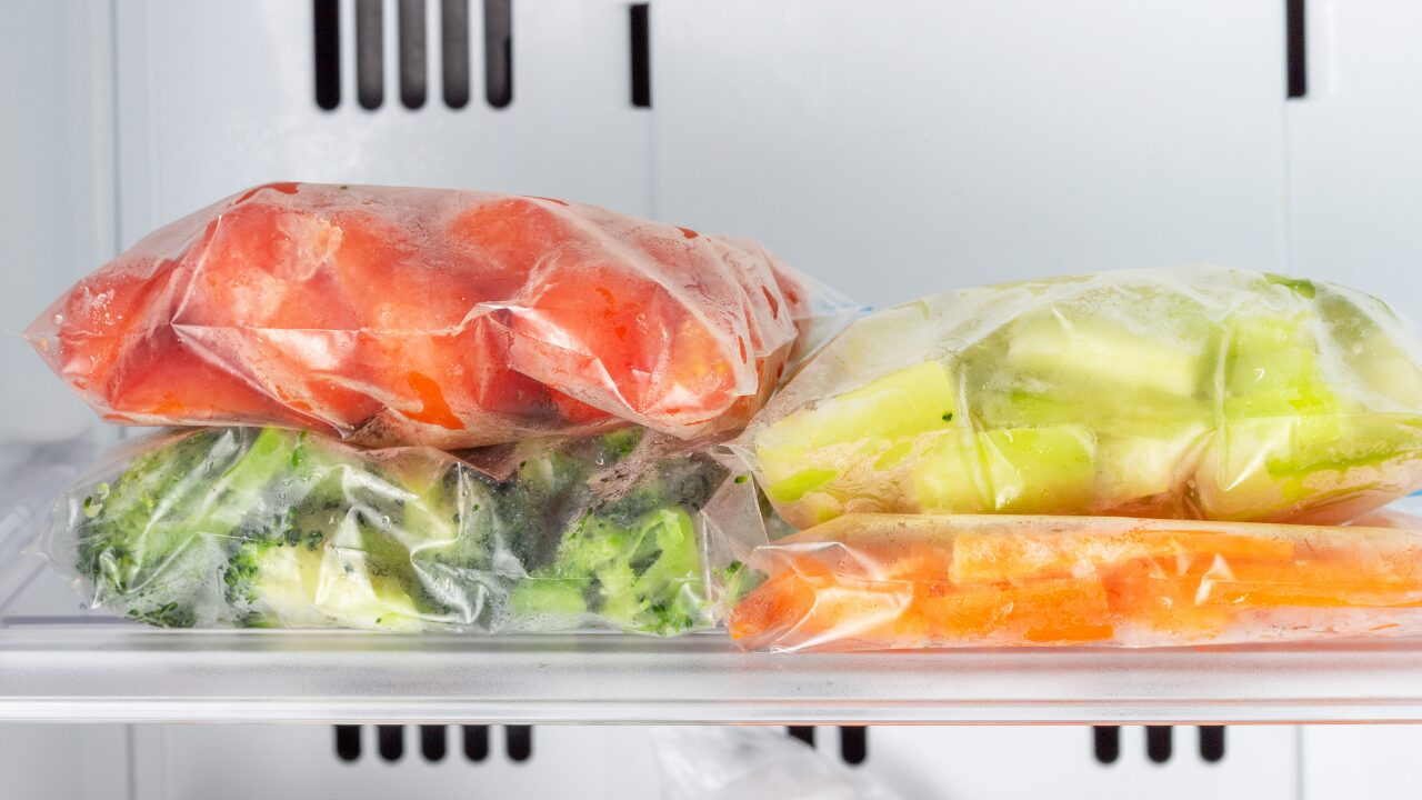 冷凍保存できる食材まとめ｜賢くストックして時短＆節約を実現！初心者でも簡単テク付き