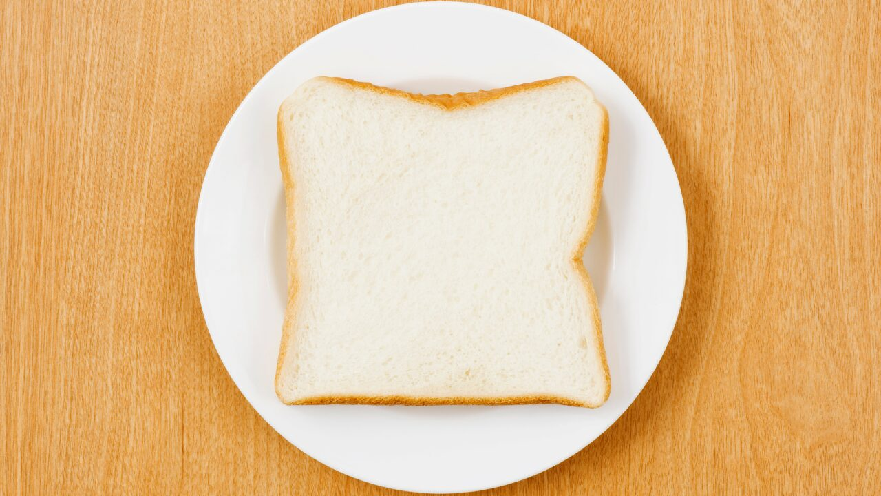 食パンを冷凍すると何日もつ？おいしく保存するコツと解凍方法を解説！