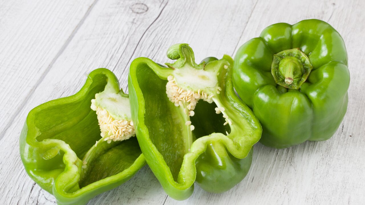 ピーマンのヘタは食べられる？栄養・下処理・食べ方まで徹底解説！