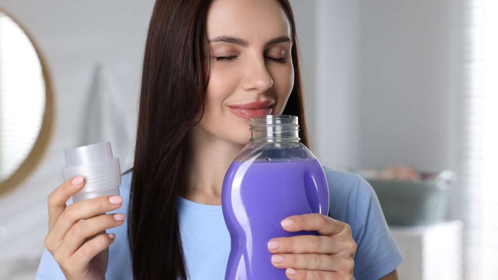 ふんわり香る♡いい匂いの柔軟剤人気ランキング｜香り長持ちのコツも解説！