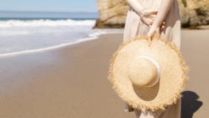 夏のおしゃれは帽子から!麦わら帽子を主役にしたコーディネート術12選
