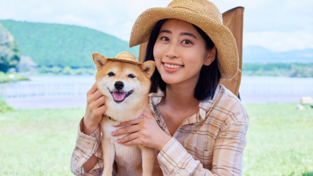 シーン別｜麦わら帽子を取り入れた夏コーデ術