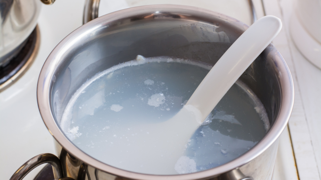 重曹を使った鍋底の煮沸洗浄｜準備するものと手順