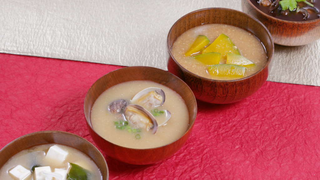 味噌汁に入れてはいけない具材とは？風味を台無しにするNG食材リスト