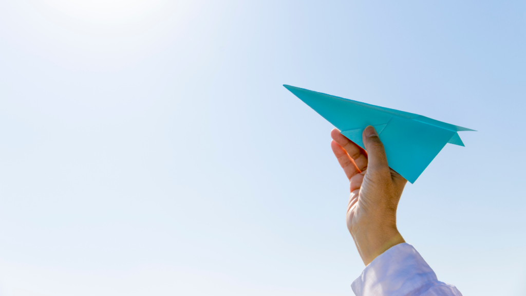 まとめ｜羽角度を極めれば、紙飛行機はもっと飛ぶ！