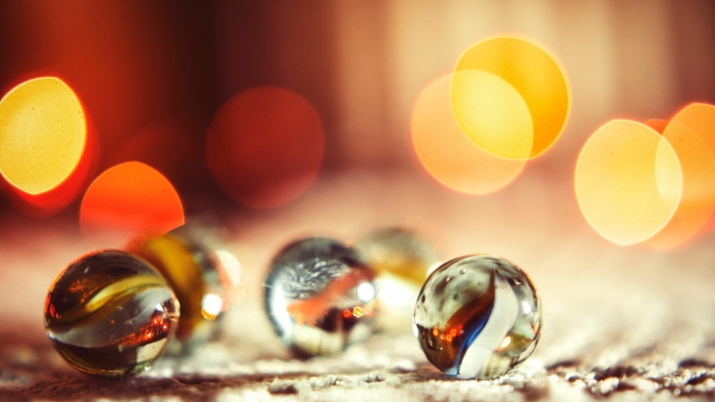 知って楽しい！ビー玉と光の豆知識