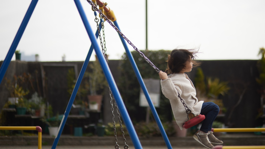 物理で見る！ブランコ加速のメカニズム