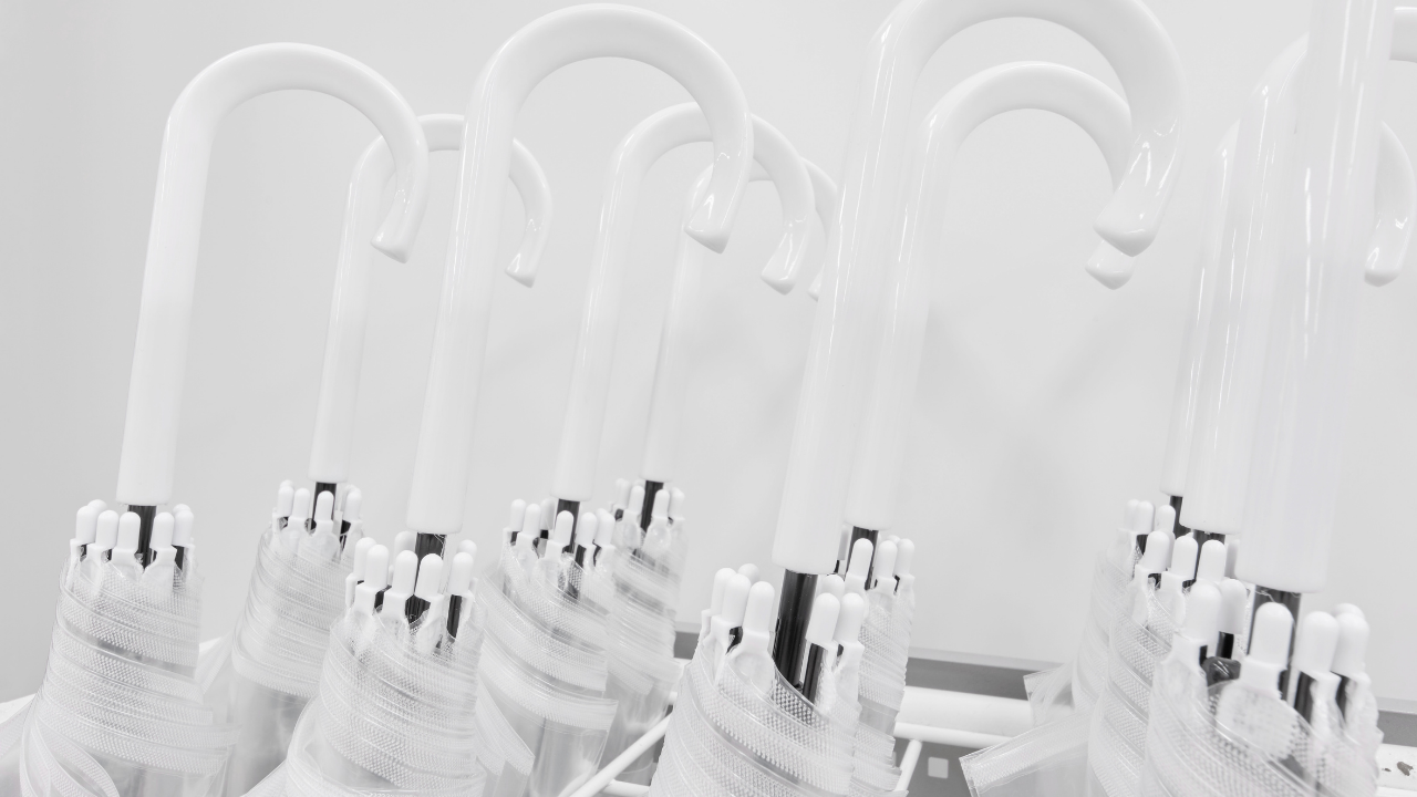 ビニール傘がくっつくのはなぜ?原因とストレス激減の拭き方テクまとめ