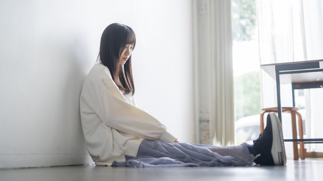 孤独感を減らす一人暮らしの工夫20選｜心が満たされる“つながりのある暮らし方”【保存版】