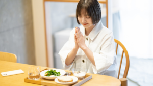 『毎日の暮らしに役立つ生活の知恵30選|家事・節約・健康まで“今日から使える”アイデア集』